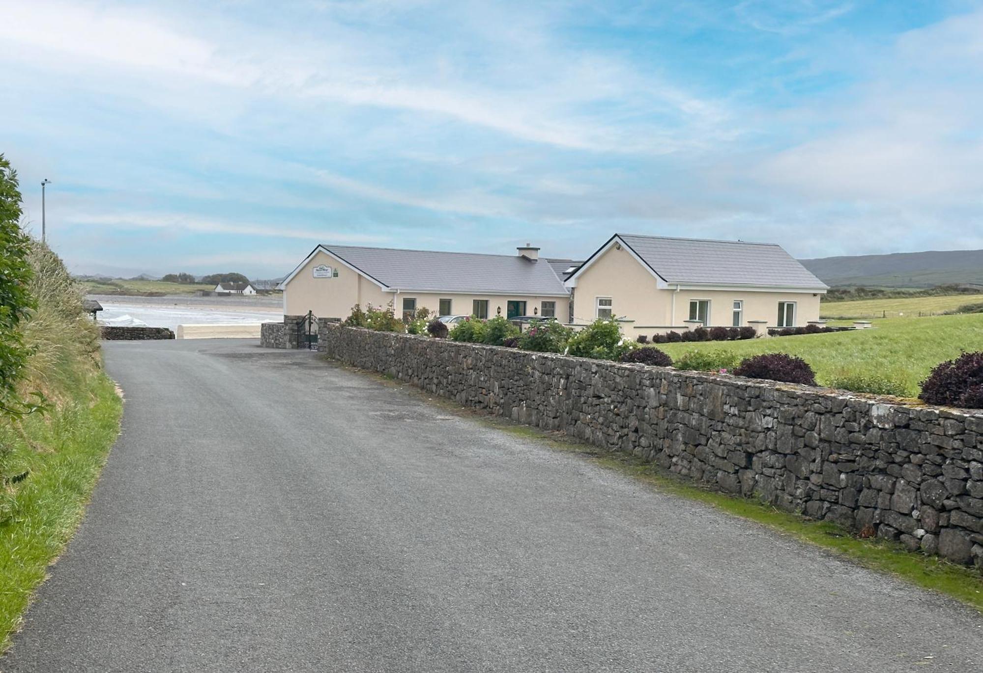 Villa The Waters Edge Aughris Exterior foto